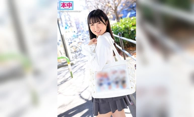 HMN-562 每周去 4 次池袋 A●Me●to 的御宅族女孩，喜欢动漫、游戏和 BL。 她曾有过两个女孩，但她利用自己喜欢衍生动漫所积累的性知识来表演 Nakadashi AV DEBUT 樱花加奈