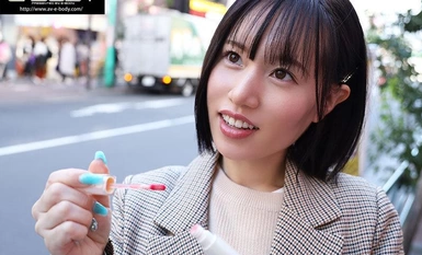 EBWH-101 Khi tôi cởi bỏ quần áo của người bạn gái đầu tiên của mình... cô ấy có làn da trắng ngần, thon thả và xinh đẹp đến khó tin với bộ ngực khủng mà bạn không thể tưởng tượng được nếu mặc quần áo của cô ấy. Tôi phấn khích đến mức đụ cô ấy cho đến khi hết ham muốn tình dục Riisa Kisaragi