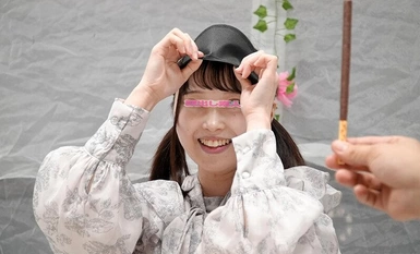 DVMM-098 Face Showing MM No. Female College Students Only The Magic Mirror อะไรอยู่ในปากของคุณ? 2 นักศึกษาหญิงเปียกโดยไม่รู้ตัวหลังจากเลียกระเจี๊ยวใหญ่ที่ถูกดึงออกมาจากเธออย่างลับๆ และเธอก็หลั่งเมื่อหีของเธอถูกสอดแบบดิบ!