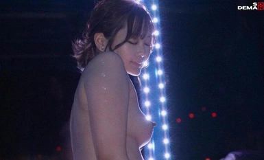 MMGH-314 暗闇マジックミラー号【イヤホン推奨！深夜のヒソヒソ声ガマン編】 まき（25）・OL