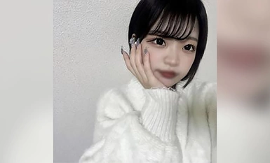 FC2-PPV-4430132 天真嬌小的E罩杯♡為口交愛好者所說的「硬度和厚度對於性愛感覺良好很重要」的中出！