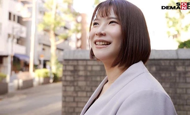 SDNM-467 ก่อนที่ฉันจะเริ่มเลี้ยงลูก...ฉันอยากจะถูกมองว่าเป็นผู้หญิงและเปล่งประกายแม้เพียงชั่วครู่ก็ตาม Reiko Himori อายุ 28 ปีบทที่ 4 ความรู้สึกที่แท้จริงของฉันที่ฉันไม่สามารถบอกสามีที่ไม่แยแสของฉันได้ `` ฉันอยากให้คุณเปิดประตูสู่อีกมิติหนึ่ง '' ค