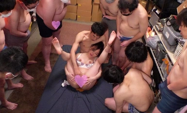 COM-385 让我喝下大量精液。