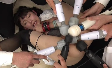 [モザイク破壊]SVDVD-452 新任女教師 マシンバイブ調教×催淫三角木馬×危険日中出し15連発 そのすべてで潮！潮！潮！ 11 飯岡かなこ