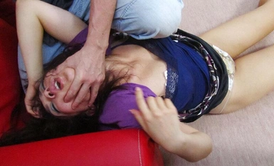 NASK-062 令人震惊的已婚妇女遭强奸--令人震惊的光天化日下的强奸剧！ 妇女被恶汉强奸后痛苦哭泣。