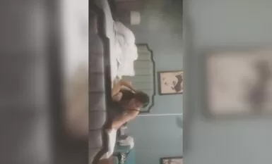 鸭哥只约极品肉肉大奶熟女，换上连体网袜，口交舔屌翘起大屁股后入，上位骑乘快速抽插