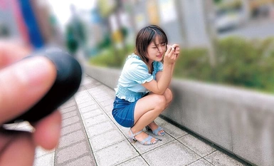 SKMJ-509 遥控振动器与美丽的业余女孩漫步 SP - 完整版 - "我就要来了......//" 女孩们在人群中达到高潮，浑身颤抖！与时代背道而驰的超级羞耻游戏让女孩们兴奋不已！包括 10 位业余选手在公共场合达到高潮的 300 分钟视频。