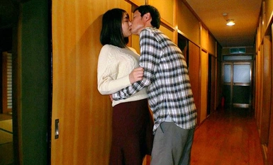 BANK-170 巨乳人妻温泉デート 夫以外の肉棒にトロける美人妻 美菜子28歳