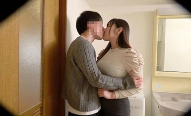 NKKD-335 我的妻子（29 岁）被一名兼职工作者（20 岁）欺骗...