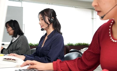 NKKD-334 呼叫中心的妻子 从电话听筒中听到前台接待员的呼唤声 Kana Morisawa