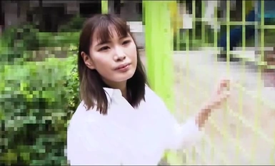 10musume 天然女兒 050824_01 大胸性愛朋友在口交時接到男友的電話 中田涼子