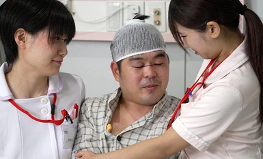 SW-952 Sa tuwing susubukan kong lihim na magsalsal habang nasa ospital, laging may nurse na pumupunta para gambalain ako! ! Hindi ko mapigilang matukso ng isang nurse na malaki ang dibdib at malaking asno na pinipigilan ako hanggang sa masikip ang mga bol