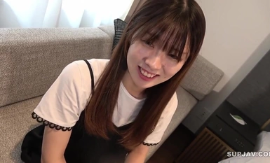 FC2-PPV-4405701 *限时 4980 分 → 996 分* [报复性外遇] 丈夫在值班，妻子在宾馆与丈夫发生性关系 ♡出轨的丈夫，对不起 ♡现任*护士的妻子对一年来的第一次鸡巴感到满意[没有]。