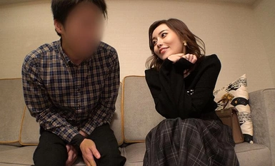 HMDNV-711 【色気むんむん】キレカワ美女奥様27歳。セフレ男子大学生とホテル密会ハメまくり！！頭おかしくなるまで骨抜きにする変態生中痴女セックス【性欲がありあまる】