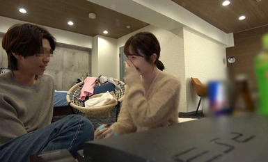 BDST-01502 我讓我弱小的女性朋友射精，讓她發瘋...她本來是來看她兒時的朋友，但結果她是一個放蕩的男人...連續3次中出她