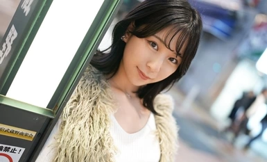 [Mosaic Destruction] SIRO-5249 "Saya nak awak buat kacau..." Seorang gadis cantik kecil seperti haiwan muncul! Erotisme tersembunyi dilepaskan! ? Saya suka seks yang sengit selepas sekian lama! Saya tidak boleh tidak mendengar omboh! [First shoo