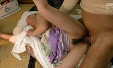 SQIS-092 Tôi muốn xoa nó, tôi muốn liếm nó, tôi muốn bú nó, bộ ngực mạnh mẽ (ngực)