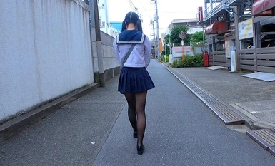 DOKS-599 与姐姐一起玩抠脚游戏