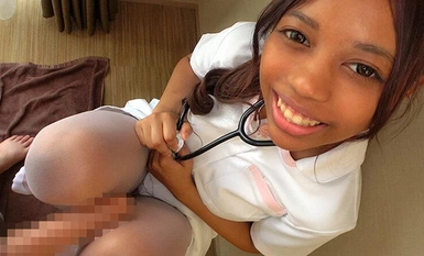 DOKS-599 与姐姐一起玩抠脚游戏