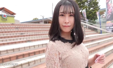 FC2-PPV-4410687 Tangkapan pertama/tayangan muka! Terhad sehingga hari ini! Seorang wanita cantik dengan payudara besar yang wujud dalam dunia amatur yang membuatkan anda membayangkan J◯LIA itu! Creampie kedua kepada si cantik G-cup sesat dengan payudara b