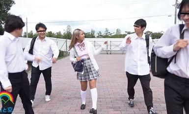 SORA-530 真人版 学生会长是真正的暴露狂 Misagi Wakui