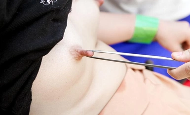 EVIS-528 长乳头咀嚼射精女同性恋