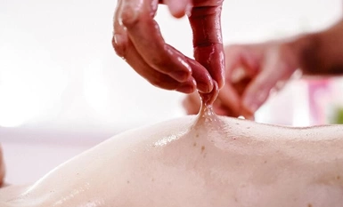 JKNK-143 旦那の留守中に…エステ師に寝取られる熟妻