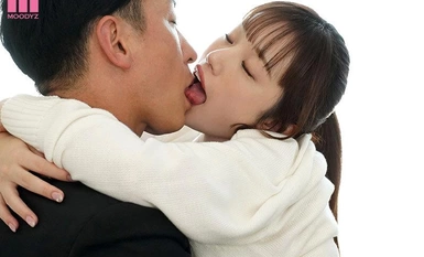 MIDV-740 I, a homeroom teacher, was seduced by a student and had sex with her many, many times at a love hotel after school... Yoru Tsukigumo