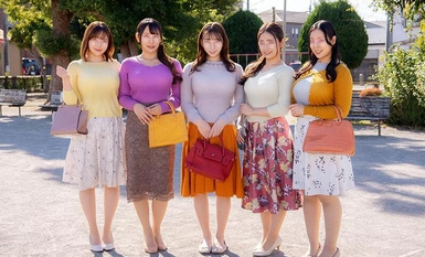 DVMM-093 MM号青空王様ゲーム！ママ友×童貞男子！どんどん過激になるエッチな命令に濡れだした欲求不満オマ○コを童貞チ○ポが独り占め！！ハメまくりで中出し放題！！念願のハーレム筆おろし大乱交 inザ・マジックミラー