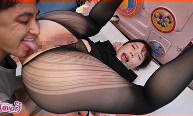 [モザイク破壊]DVDMS-980 むれむれアナル舐められCA～MM便コラボ企画～またがり肛門クンニでフライト直後の激むれケツ穴を嗅がれ舐めほじられ赤面イキ！黒パンストまで濡れ湿った発情オマ○コに生ハメ中出しされて痴女化したCAがひくひく尻穴丸出しでお下品ガニ股騎乗位SEX！