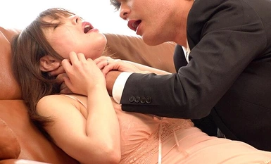 [Mosaic bị phá hủy] SAN-235 Akari Niimura yêu một nhân viên tại trung tâm hỗ trợ bạo lực gia đình và cô ấy cũng phạm tội bạo lực gia đình