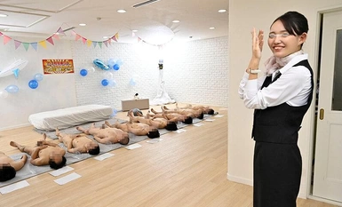 [モザイク破壊]DVDMS-775 一般男女モニタリングAV またがり腰振りヌキまくり！！大手航空会社勤務のキャビンアテンダントがズラ～ッと横に並んだチ○ポ10本をガニ股騎乗位で連続即ヌキに大挑戦！ 3 フル勃起チ○ポを生ハメ騎乗位で次から次へと射精させザーメンで溢れるほどに満たされたオマ○コは…