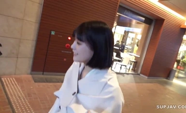 FC2-PPV-4404723 初撮影・顔出し！！3日間限定！！1人の清楚で真面目な女◯大生が規格外の爆乳Hcupだと始めた知った日・・・勃起乳首を吸って揉んで騎乗位グラインドで縦横無尽に爆乳を揺らし2回中出し！！