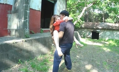 815WOMC-012 彼氏のために野外でNTR