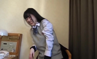 [モザイク破壊]534CRT-063 激レア【個人撮影】パイパンちっぱいの桃色パンツちゃん_帰国子女のバレーボール部③との割り切り映像