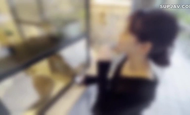 FC2-PPV-4405710 【2部作】ウブな美女が豹変しイキ狂う２回戦セックス。美容サロンで働く美女とプチ露出デートした後は・・・恥じらう色白・美巨乳・敏感ボディーに大量中出し２連発＋大量顔射！