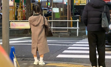 NEXT-001 星期五，晚上 9 点，放学前 一个身材矮小、面容清纯的漂亮女孩向我寻求秘密建议。她讲述了自己如何与初次见面的男生发生接吻之外的不纯洁异性性交，变得比班里其他人都放荡的故事。