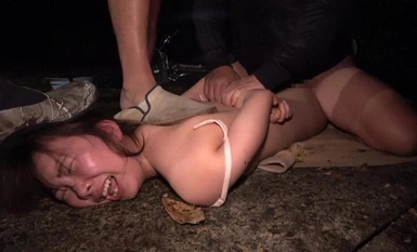 IBW-950Z Bộ sưu tập video hiếp dâm ngoài trời kéo dài 4 giờ đạp xe đến trường nhắm vào học sinh