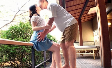 SKMJ-501 ピュアで敏感なカラダを焦らし続けて30日以上禁欲した女教師の性欲覚醒ずーっとハメ続けるスケベ剥き出し中出し温泉旅行