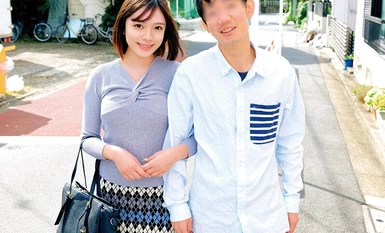 SKMJ-500 限WW同居的恩爱夫妻 "你想在男友身边体验女性性爱吗？"睡梦中的男友近距离性爱行业首秀......帅气理疗师的神技性爱按摩，感觉好到让人理智崩溃的高潮！性爱现场，帅哥理疗师给你的性高潮，让你的理性崩溃，真是一场感官盛宴！