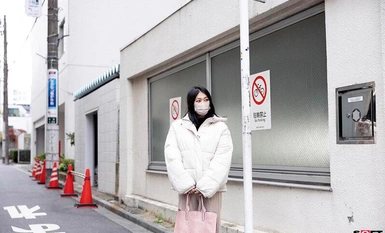 KSFN-019 第一支部队的当地女孩，被一名哈姆西人淹没，塞琳娜，34 岁，E 罩杯。