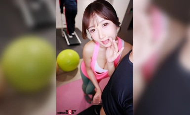 SDMUA-084 [ASMR x Fully Subjective] Sneaking Seduction Lascivious Woman Whispering Lewd Words in a Situation Where She Cannot Speak Out - 12 Ejaculations