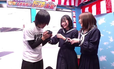 TOTTE-170 如果你赢了正在东京游学的国家 J*，你将当场获得 10 万日元的纪念品！如果你输了，就会立即被操，还得玩棒球拳游戏！以将大鸡巴插入紧窄的丑女体内为目标，YoYoYoYoYo~♪带上并展示魔镜-滋贺县代表Mio和Hina！