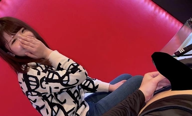 534IND-171 顔出し【個人撮影】ハイブランド大好きな生意気JDとのハメ撮り映像_プラス25Kで生でさせてくれました。