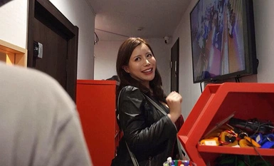 MKMP-552 Tidak ada kekurangan lelaki di sekelilingnya... Maria Nagai, permaisuri perempuan murahan dengan dada ketuhanan dan keldai ketuhanan yang memonopoli bar yang berlaku dan memakan lelaki.