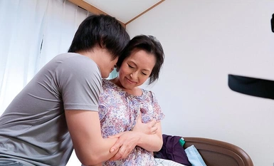 NASK-057 ลูกชายที่มีความสัมพันธ์ทางกายกับแม่ที่อายุหกสิบเศษ