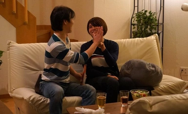 AMOZ-113 已婚食女！九位面容清秀、内心苦闷的家庭主妇被隐藏摄像机拍了下来！(6)