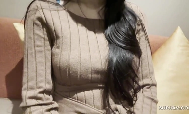 FC2-PPV-4396394 限价 1 周 [没有] 苗条的大胸性工作者，半个日本人，超级美女，随叫随到。她的阴部非常敏感，来了很多次。还有另一种视角的相机福利。