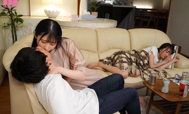 [モザイク破壊]MIDV-679 彼女の双子のお姉さんが肉食すぎるアプローチで僕を誘惑 滝冬ひかり