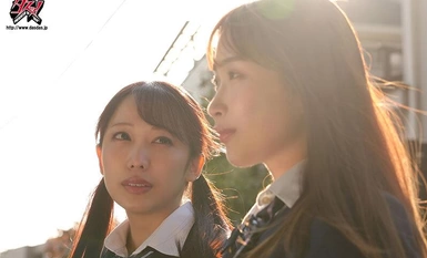 DASS-376 Tidak kira berapa kali malam menjelma, tidak kira sejauh mana saya dari bintang, saya tidak akan pernah melupakan kehangatan yang kekal di tangan saya. Waka Misono Mizuki Yayoi